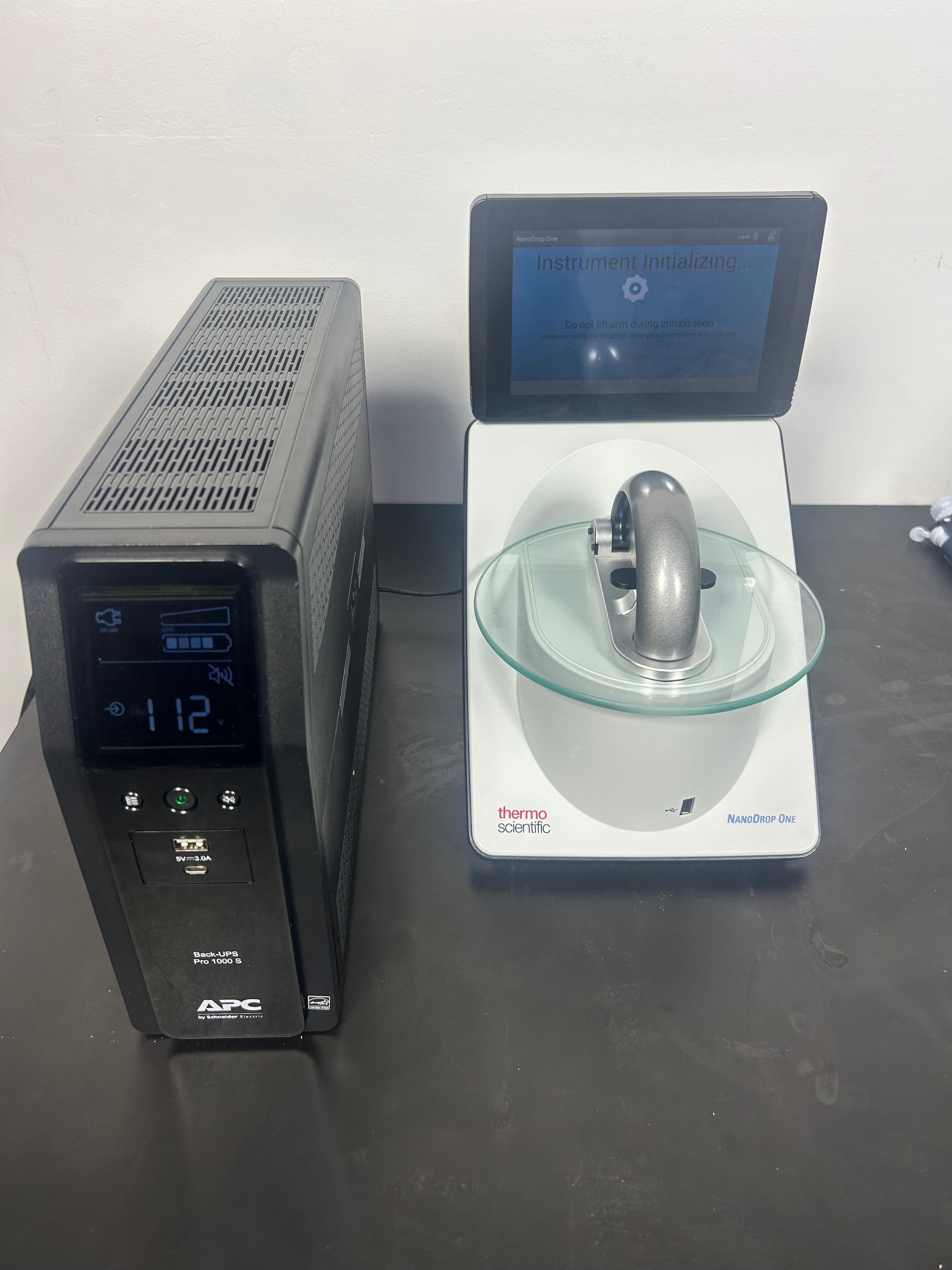 Thermo Scientific NanoDrop One Microvolume UV Vis Spectrophotometer